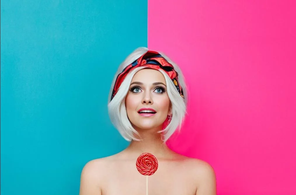 woman with pink hair