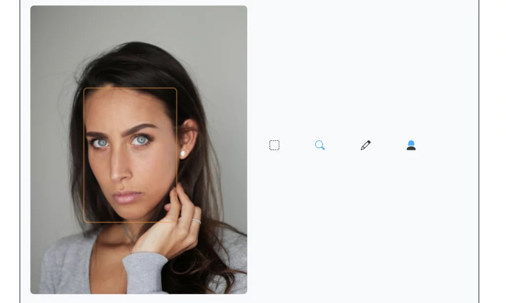 Cara enojada de una mujer con ojos azules cargada en EraseID para cambiar expresiones