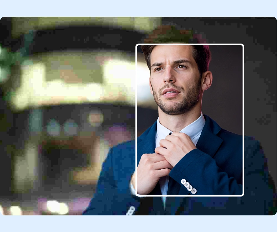 Comparaison en gros plan d'une image d'un homme en costume bleu marine passée d'une image floue à une image améliorée